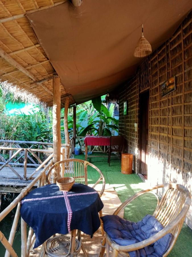 About Sarin Homestay Battambang Exteriör bild